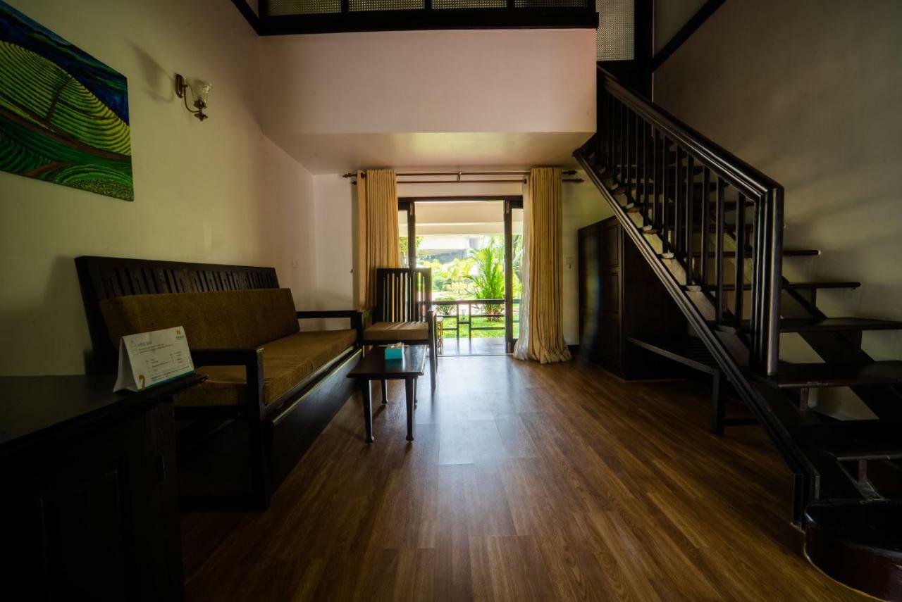 Nihara Resort And Spa Cochin Kochi Extérieur photo